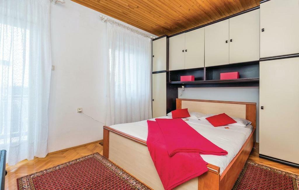 Holiday Home Gobac Icici Bagian luar foto